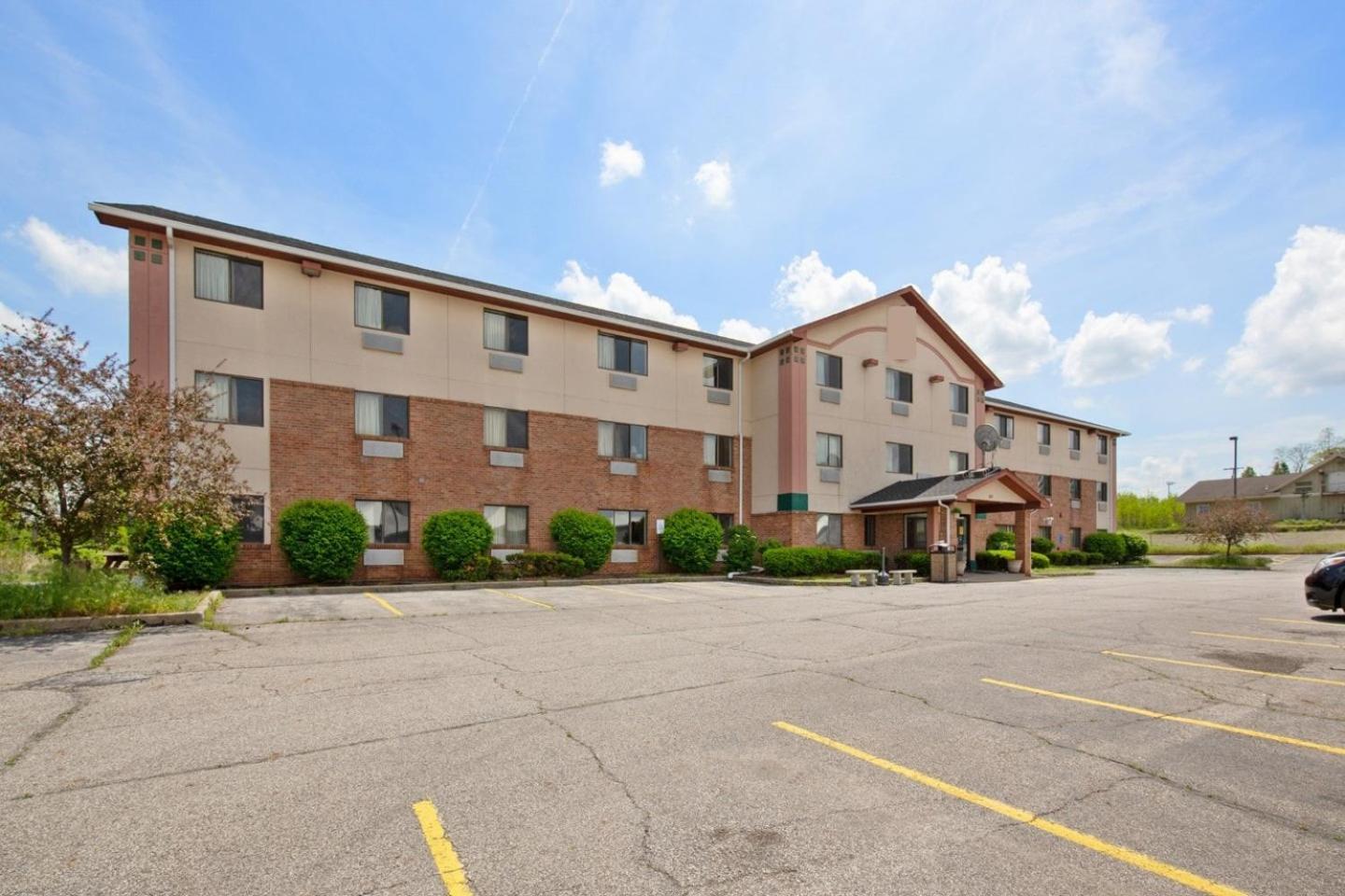 Oyo Hotel Portage I-94 Экстерьер фото