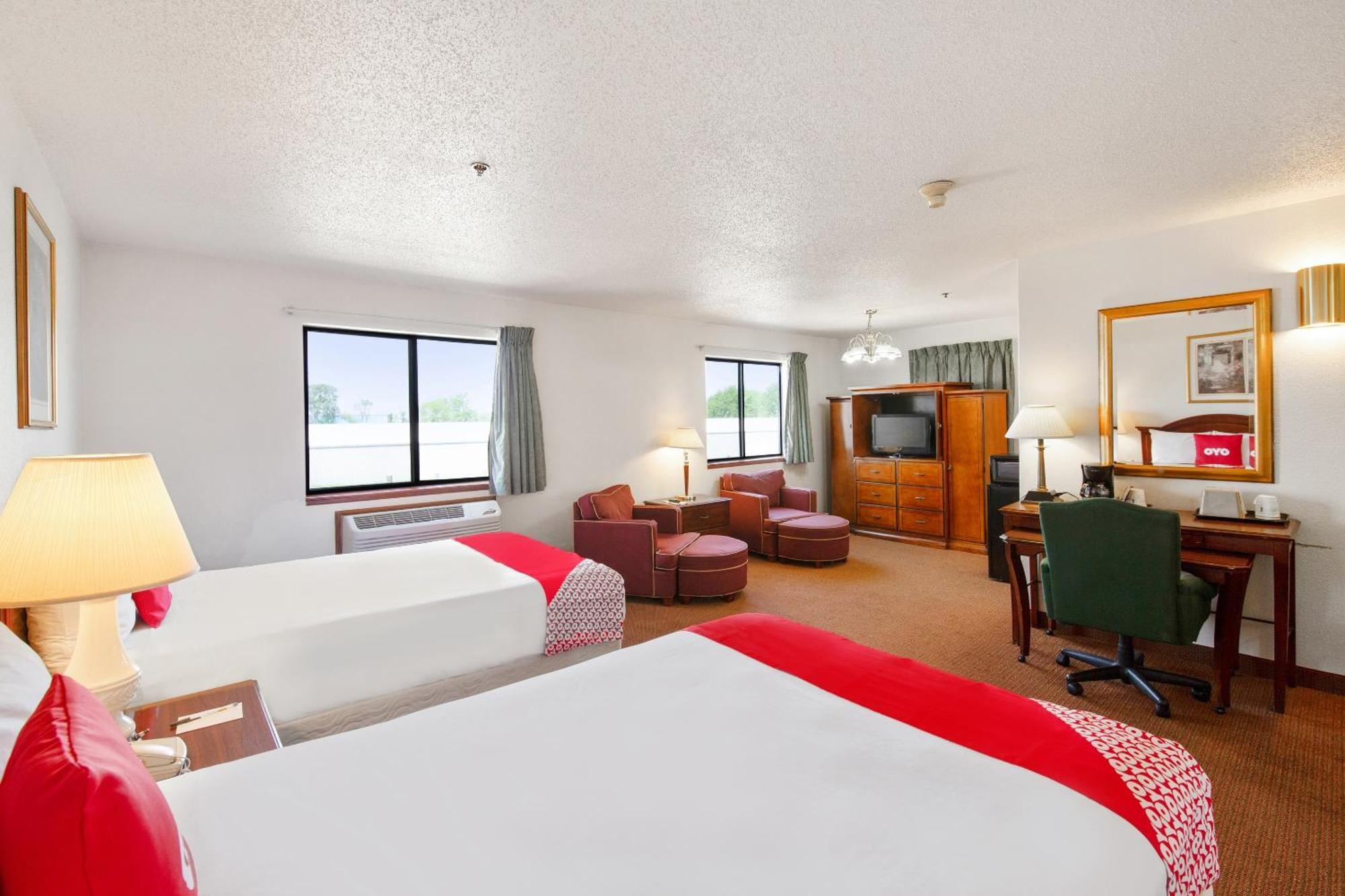Oyo Hotel Portage I-94 Экстерьер фото