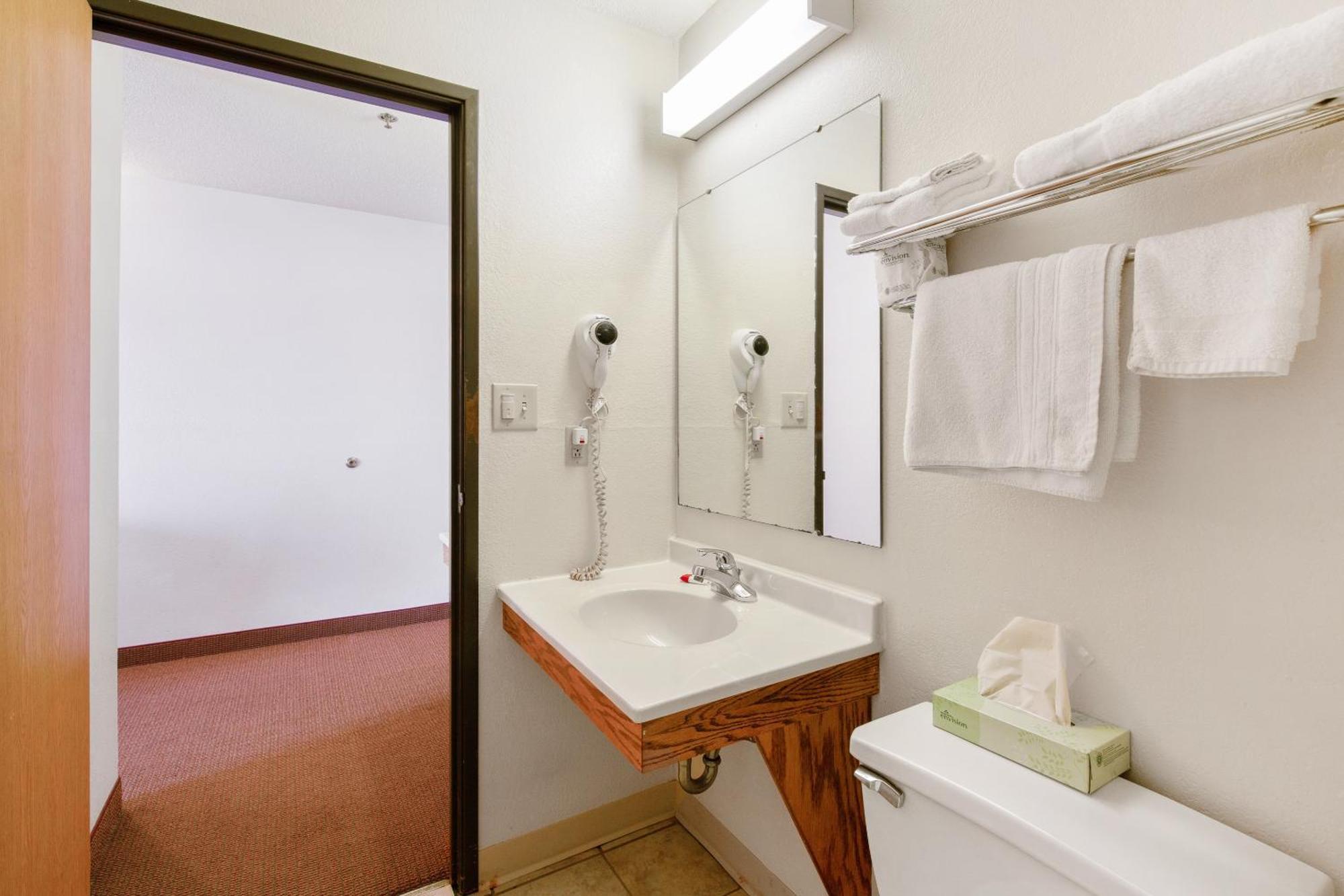 Oyo Hotel Portage I-94 Экстерьер фото