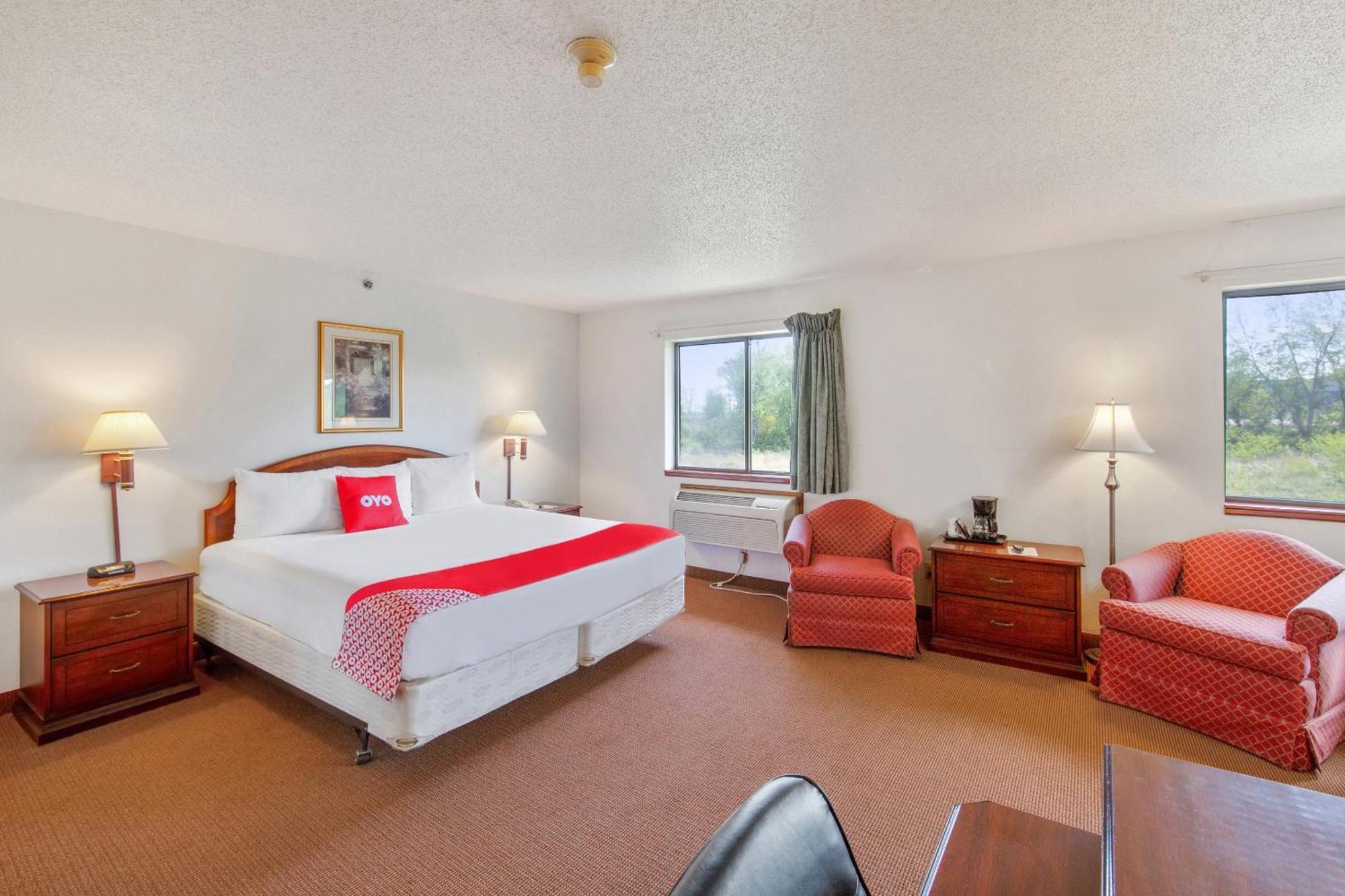 Oyo Hotel Portage I-94 Экстерьер фото
